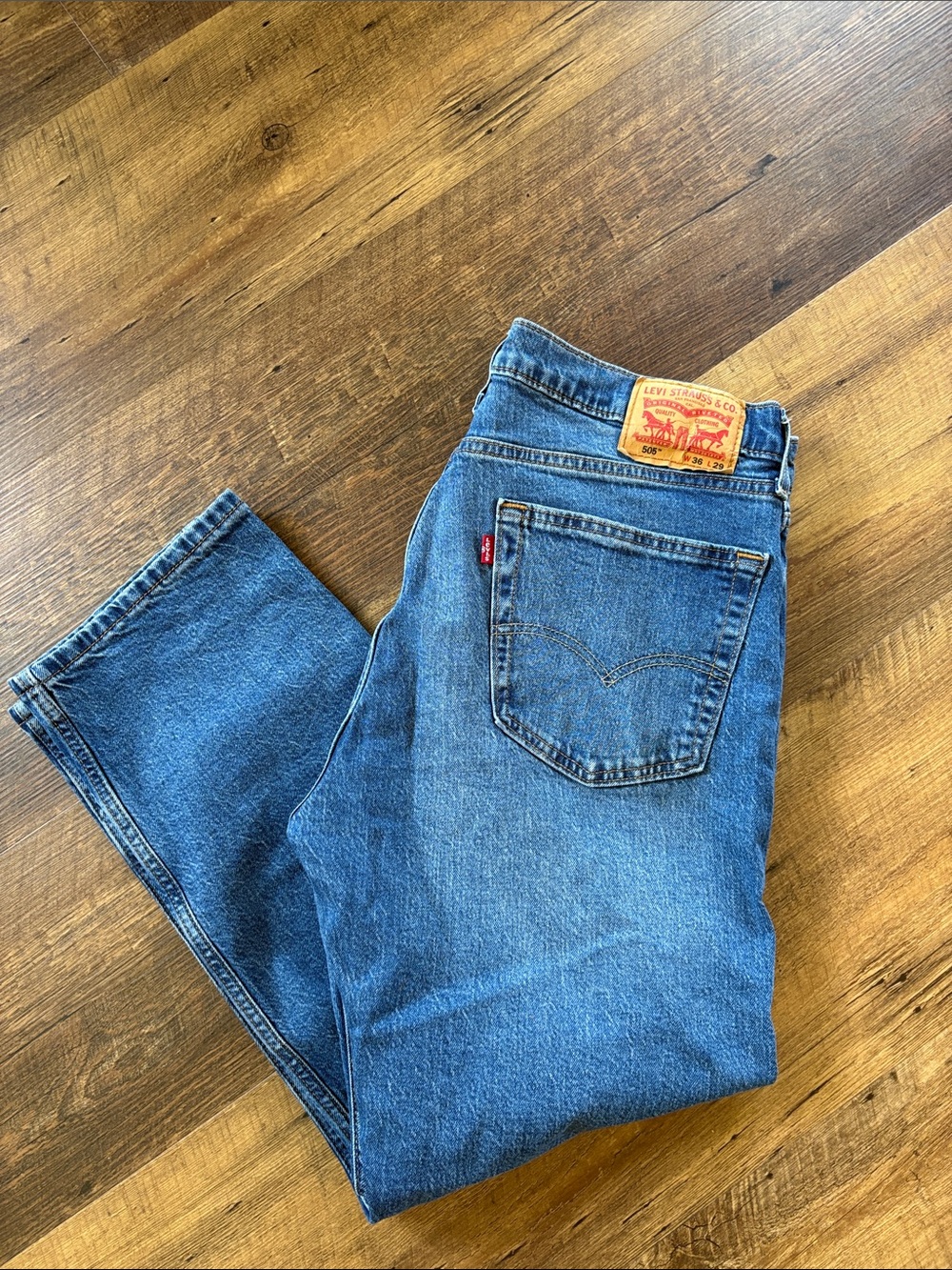 Levi's 505 Men's Medium Blue Straight Leg Jeans Size 36X29